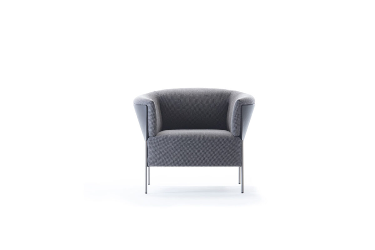 Prostoria-Omnia-Armchair-